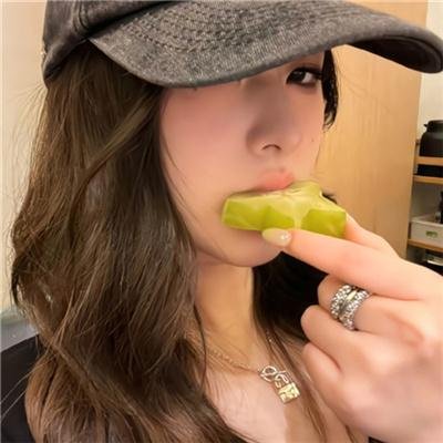 家政妇看见了!